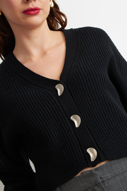 Cárdigan Cuello V con 3 Botones Negro