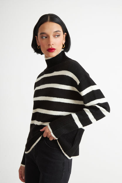 Sweater Cuello Alto Rayas Horizontales Negro