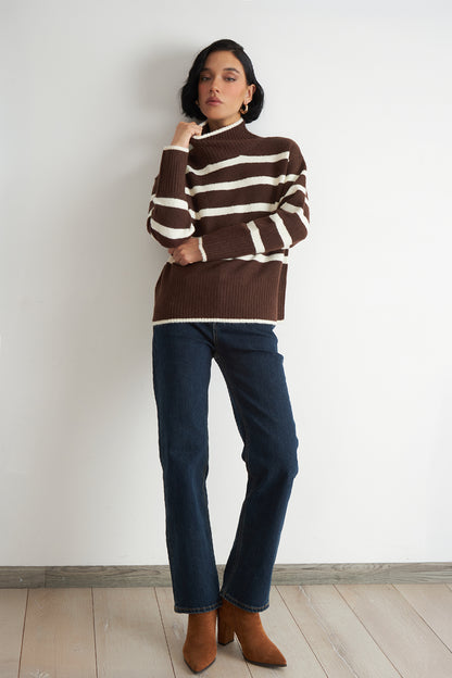 Sweater Cuello Alto Rayas Horizontales Mocca