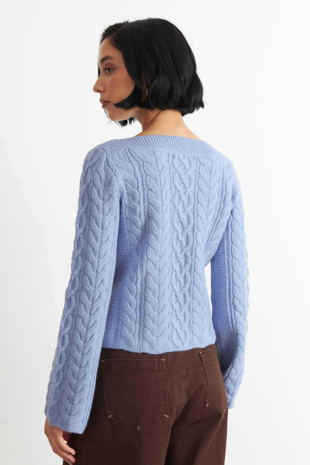 Sweater con Patrón Trenzado Celeste