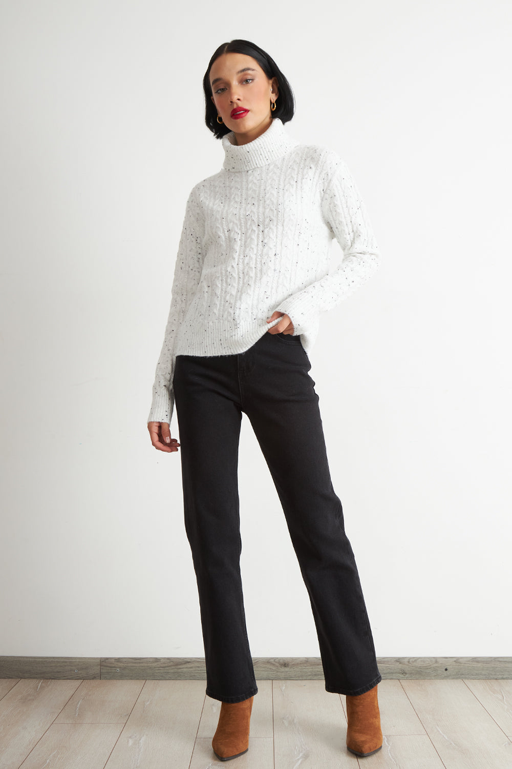Sweater Trenzado Cuello Alto Blanco