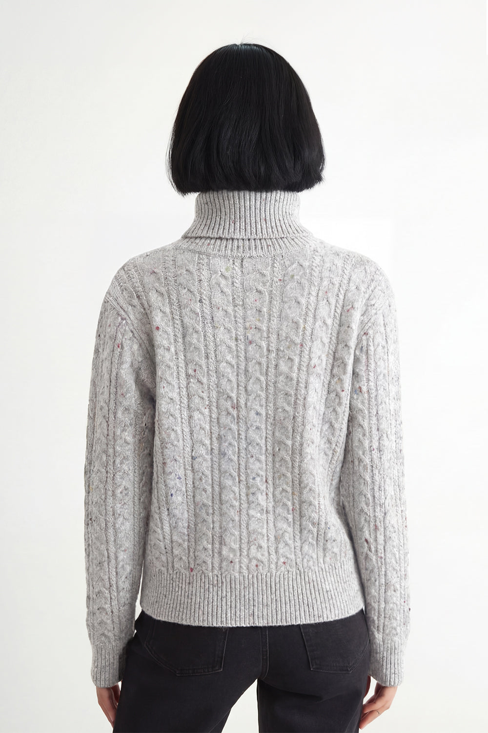 Sweater Trenzado Cuello Alto Gris