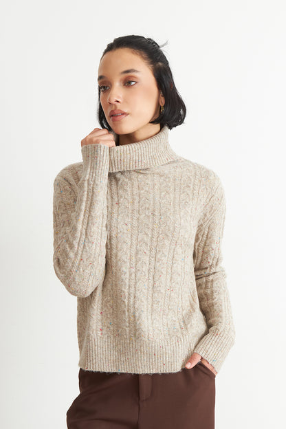 Sweater Trenzado Cuello Alto Camel