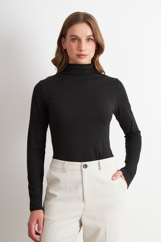 Polera Manga Larga Cuello Alto Negro