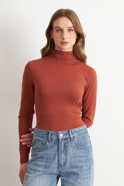 Polera Manga Larga Cuello Alto Óxido