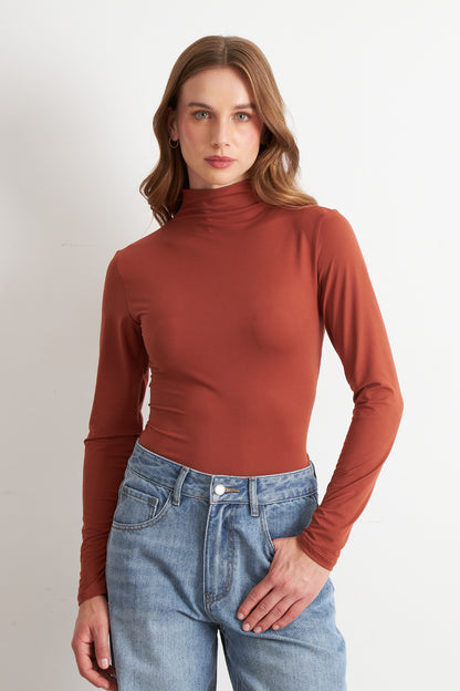 Polera Manga Larga Cuello Alto Óxido