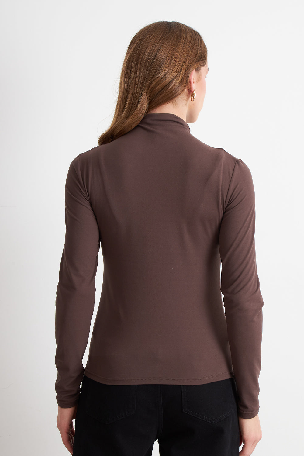 Polera Manga Larga Cuello Alto Café