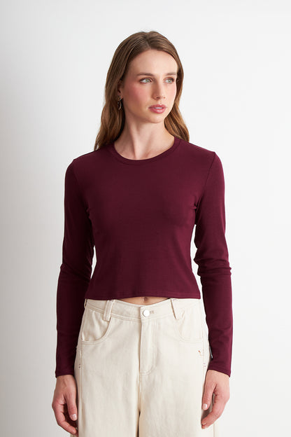 Polera Manga Larga Crop Burdeo