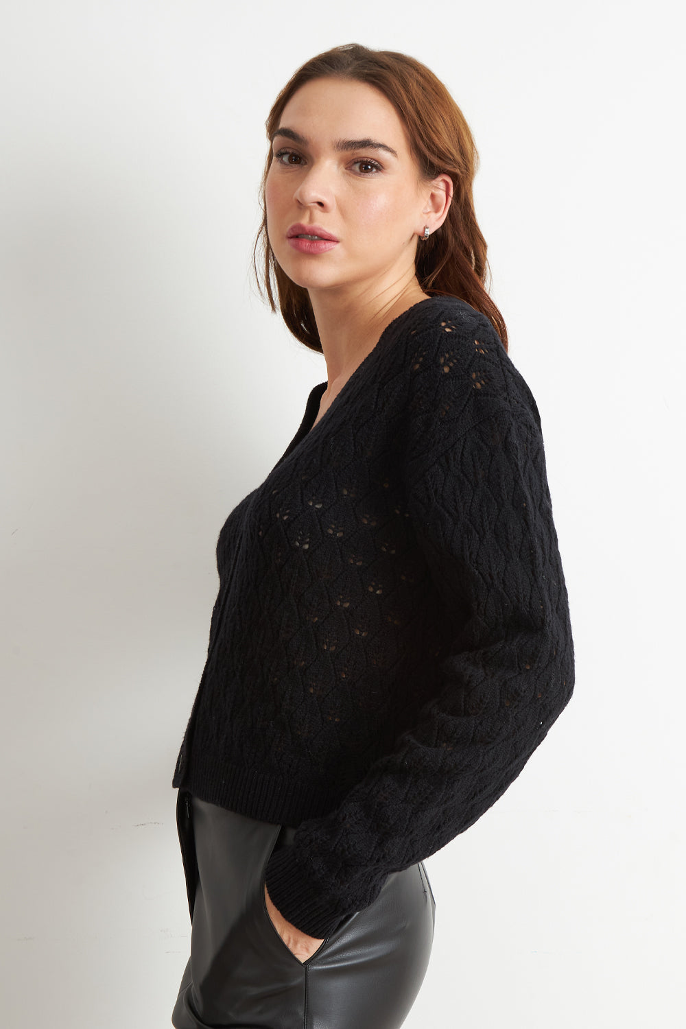 Cárdigan Tejido Calado Cuello V Negro