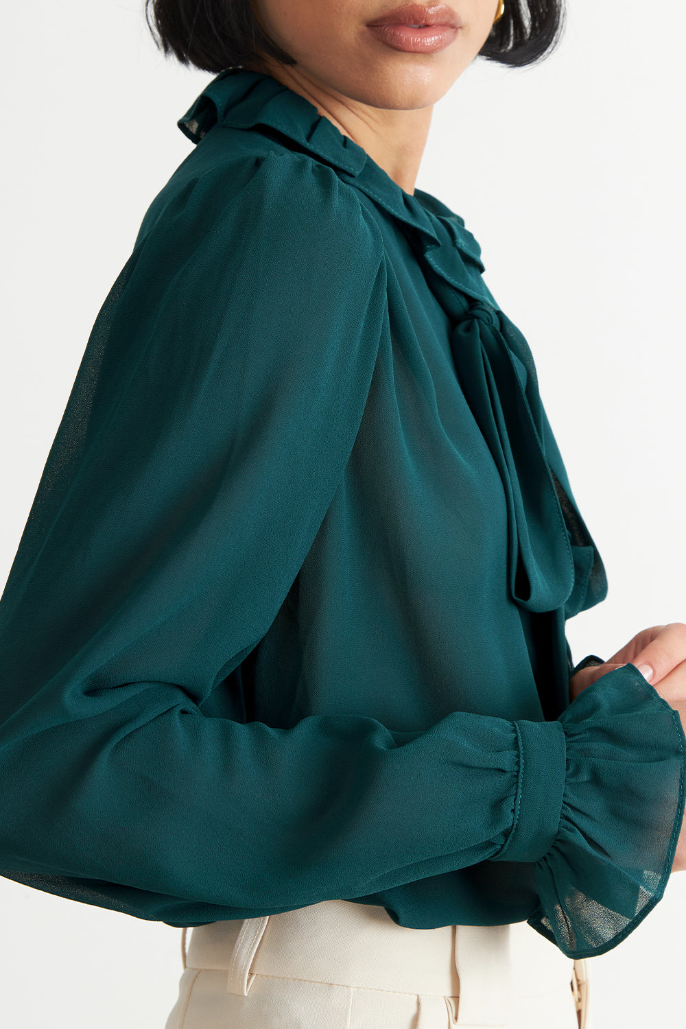 Blusa Corbatín y Vuelos Verde Azulado