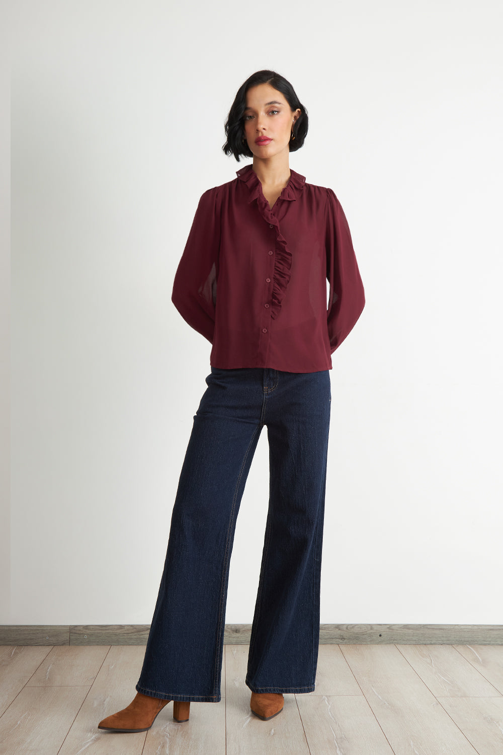 Blusa Corbatín y Vuelos Burdeo