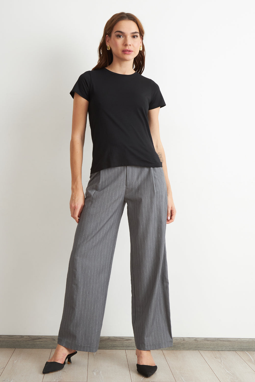 Polera Básica Cuello Redondo Negro