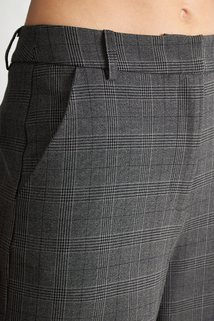 Pantalón Tartán Gris