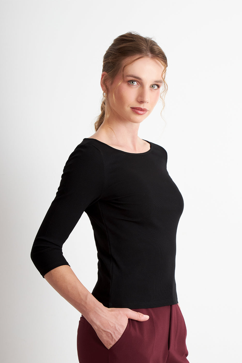 Polera Manga 3/4 Cuello Bote Negro