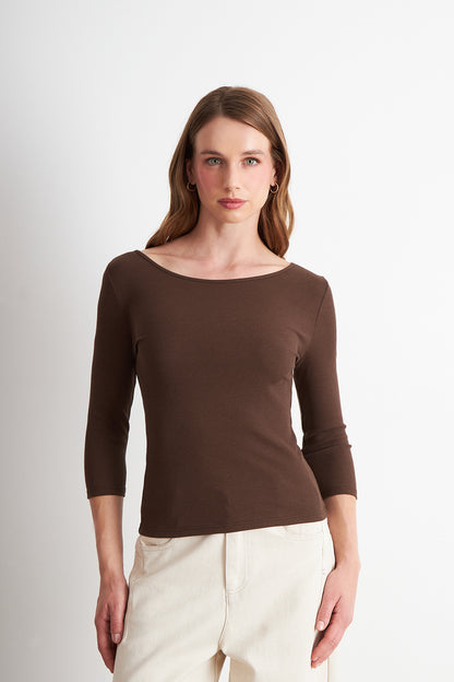 Polera Manga 3/4 Cuello Bote Café