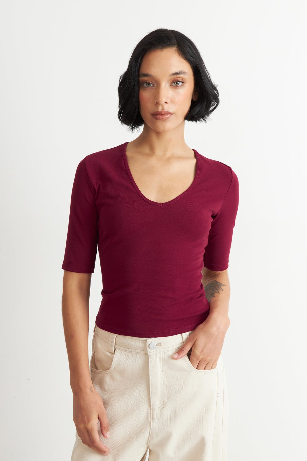 Polera Manga Corta Cuello Tipo U Burdeo