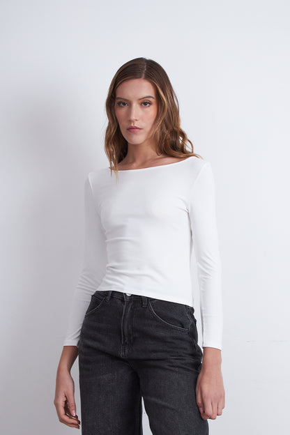 Polera Manga Larga Cuello Bote Blanco