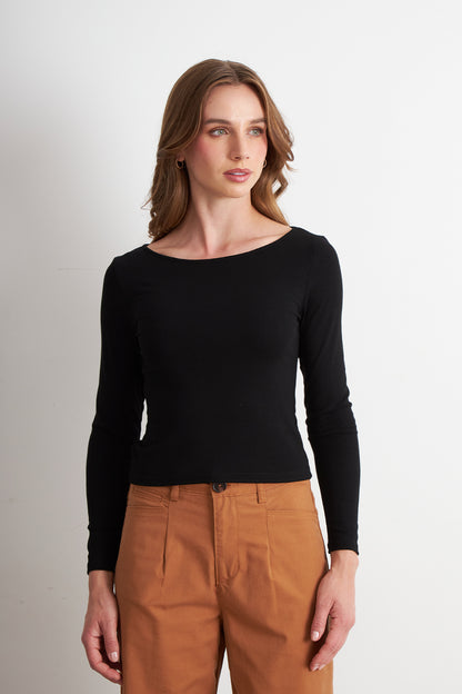 Polera Manga Larga Cuello Bote Negro