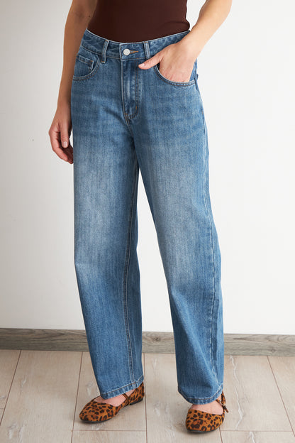 Jeans Pierna Recta Celeste