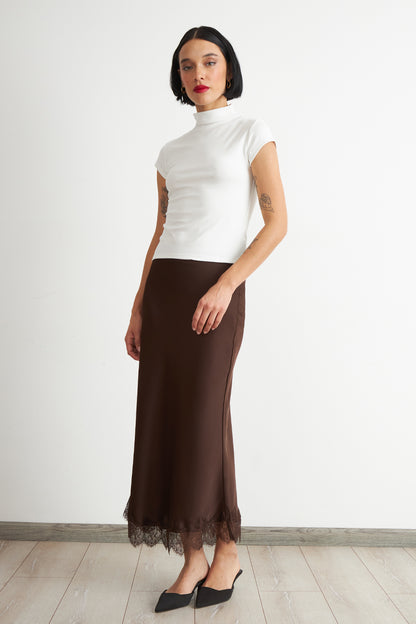 Polera Manga Corta Cuello Alto Blanco