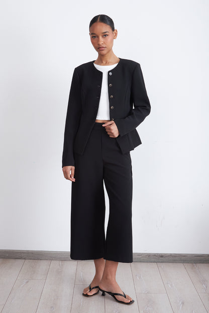 Blazer Peplum Botones Negro
