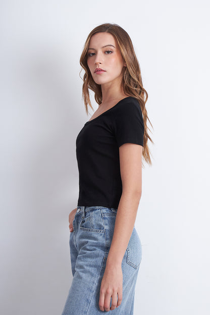 Polera Básica Manga Corta Cuello U Negro