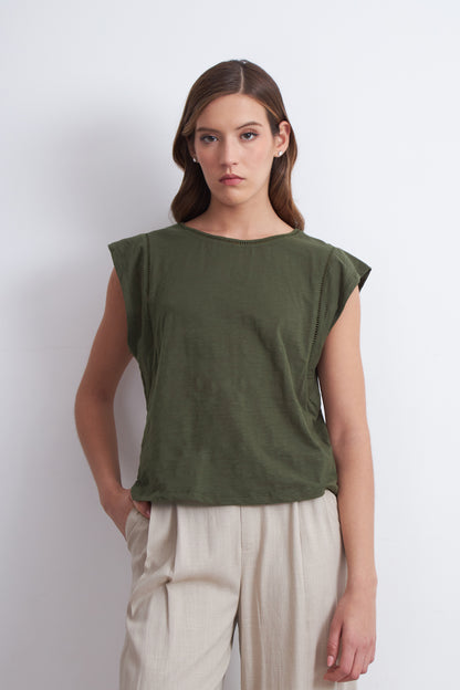 Polera Manga Caída Detalle Calado Oliva