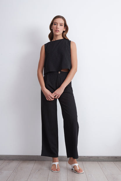 Top Rayas Diplomáticas Verticales Negro