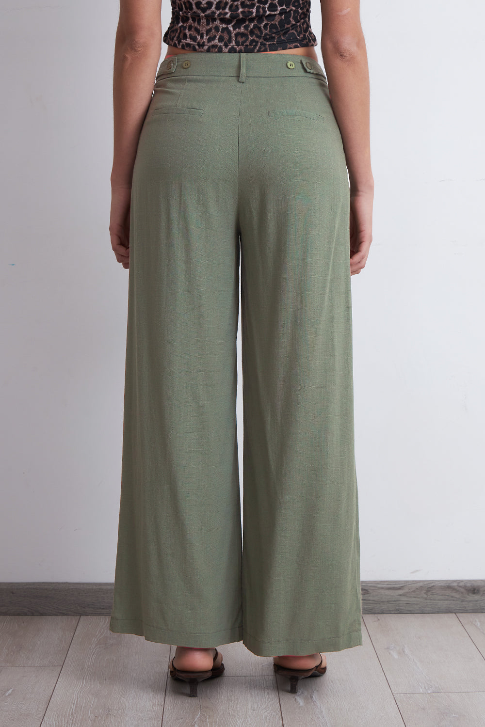 Pantalón Textura Lino Oliva