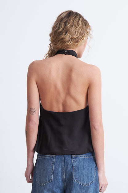 Blusa Drapeada Tipo Satín Cuello Alto Negro