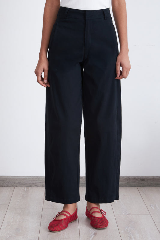 Pantalón Corte Barrel Azul Marino