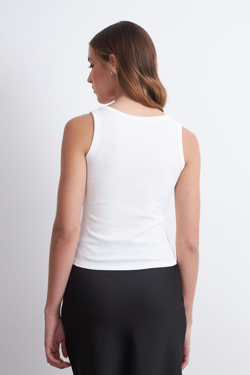 Top Sin Mangas Cuello U Blanco