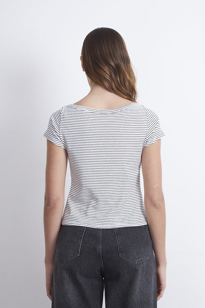Polera Rayas Horizontales Cuello Bote Blanco