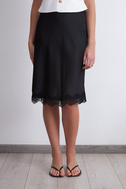 Falda Midi Tipo Satín y Encaje Negro