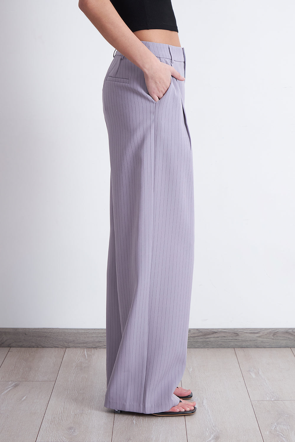 Pantalón Recto Raya Diplomática Gris