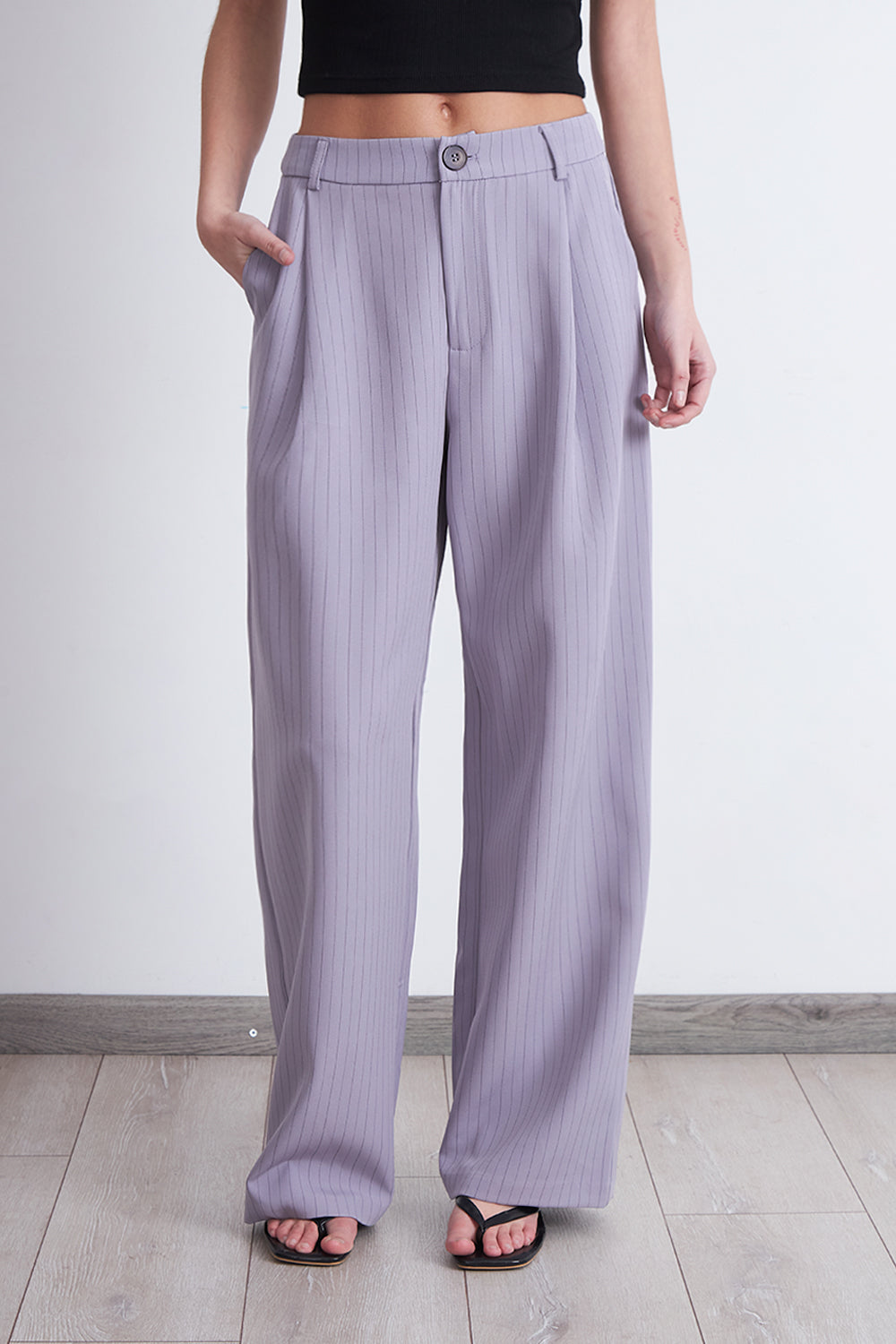 Pantalón Recto Raya Diplomática Gris