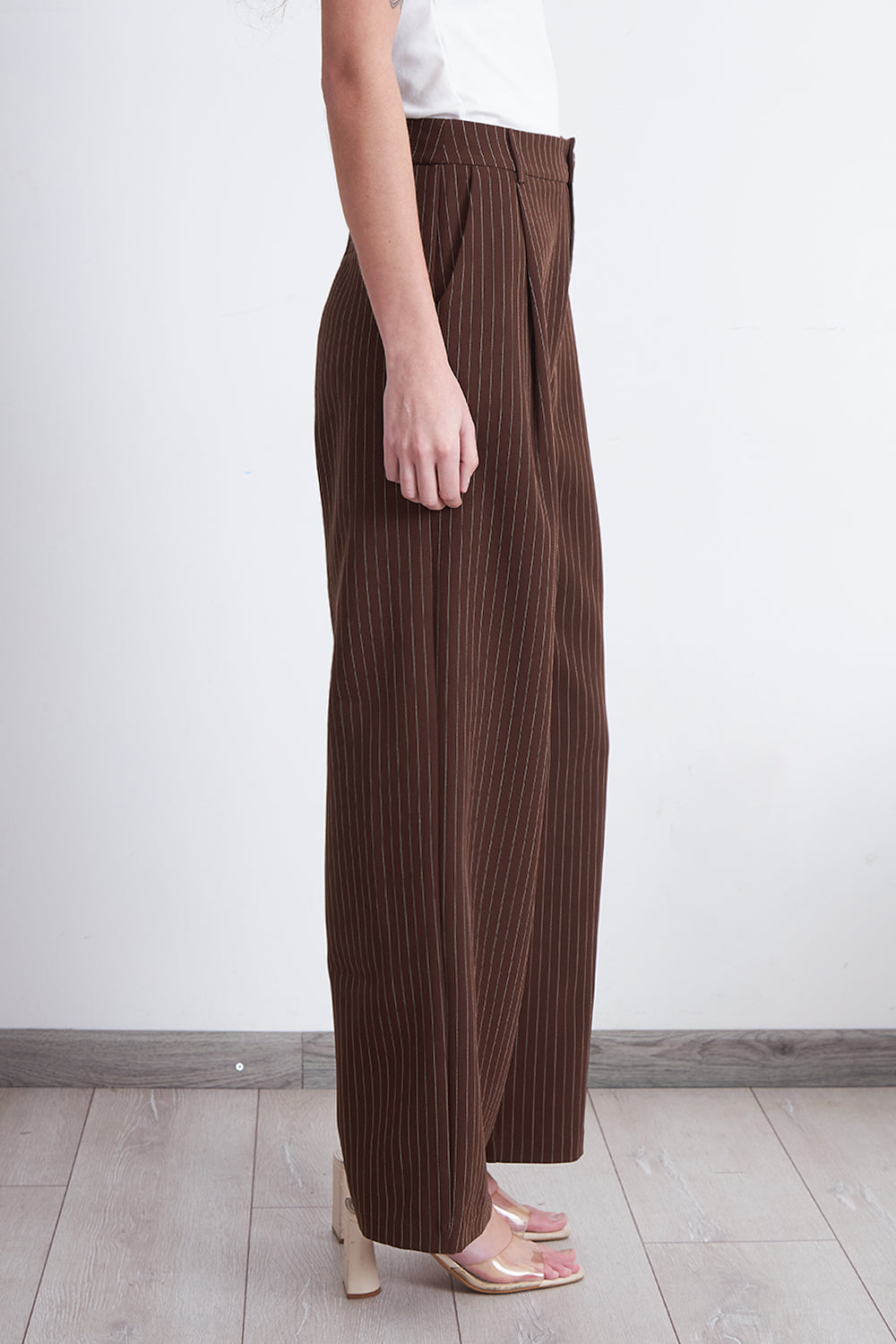 Pantalón Recto Raya Diplomática Café