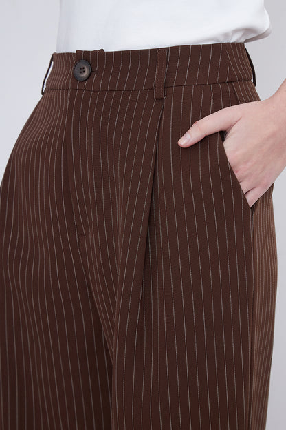 Pantalón Recto Raya Diplomática Café