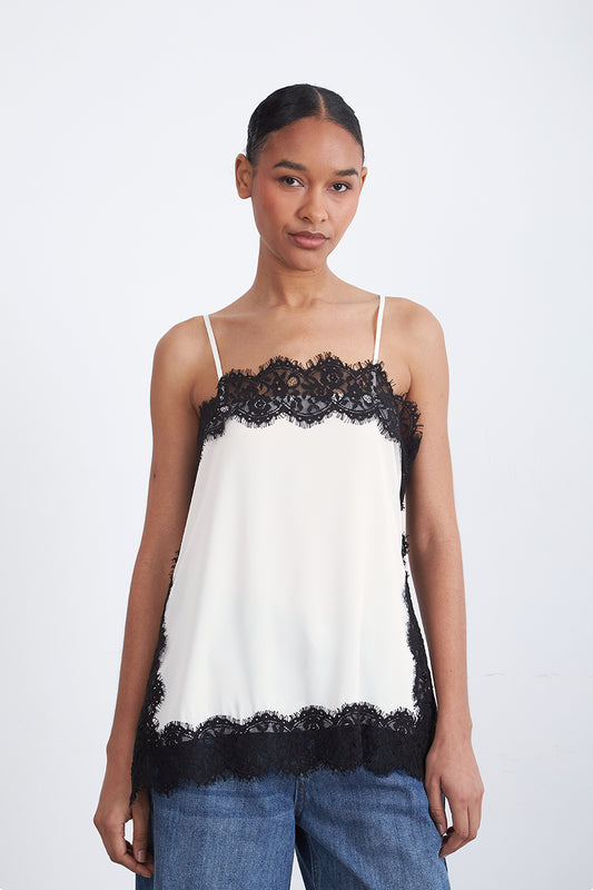 Blusa Encaje y Aberturas Laterales Blanco