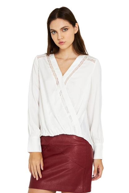 Blusa Detalles Encaje Blanco