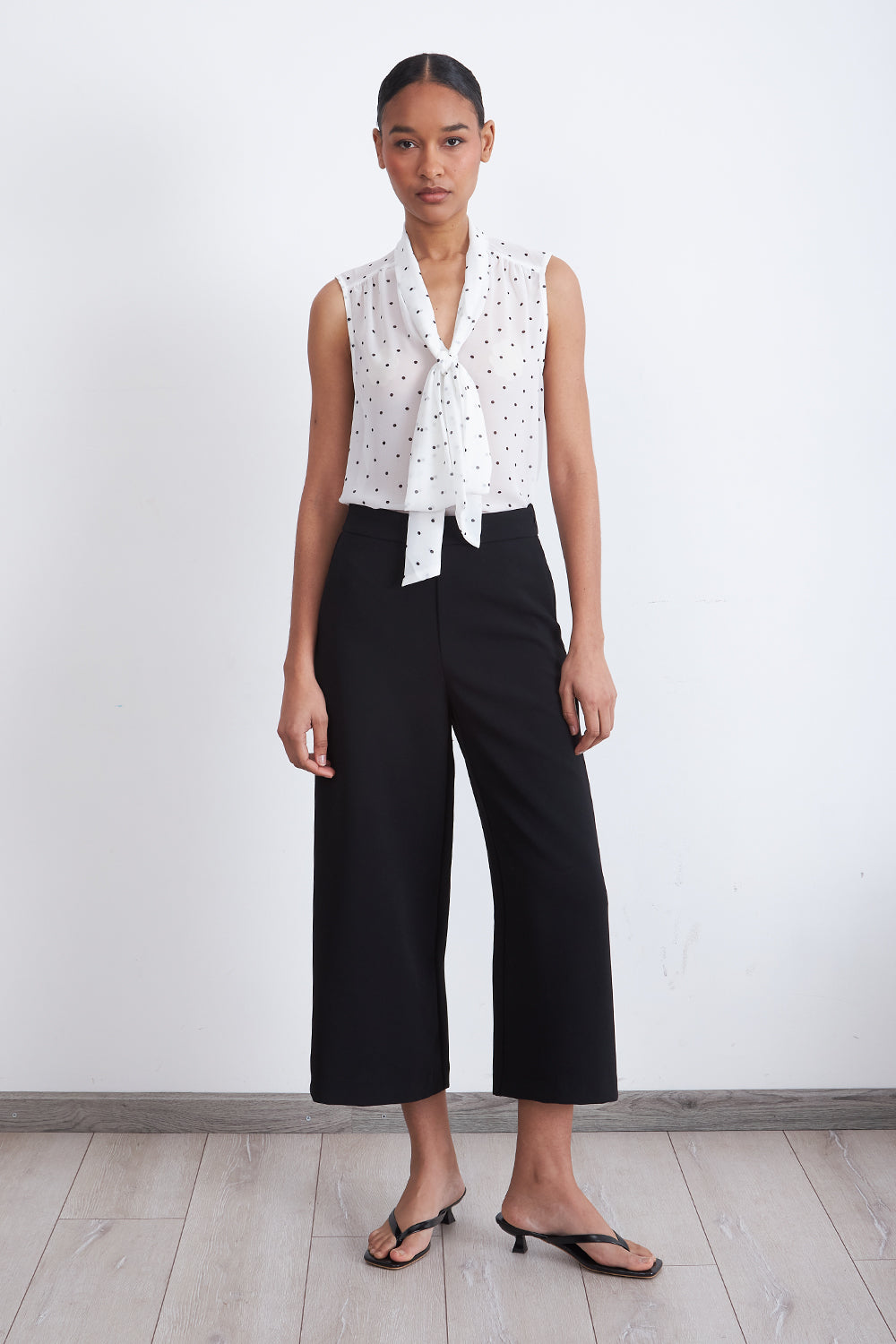 Pantalón Wide Leg Crop Negro