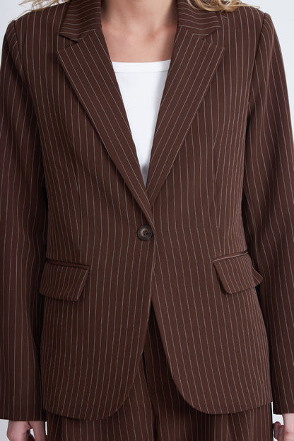 Blazer Rayas Diplomáticas Café