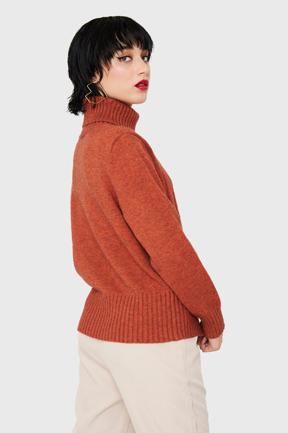 Sweater Cuello Alto Trenzas Naranja