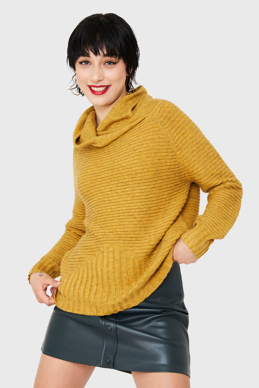 Sweater Acanalado Cuello Tortuga Mostaza