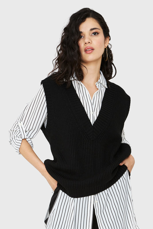 Chaleco Cuello V Oversize Negro