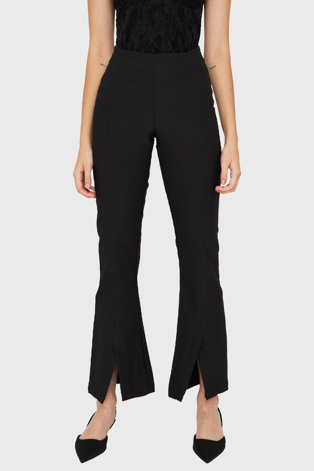 Pantalón Tajo Tobillo Negro