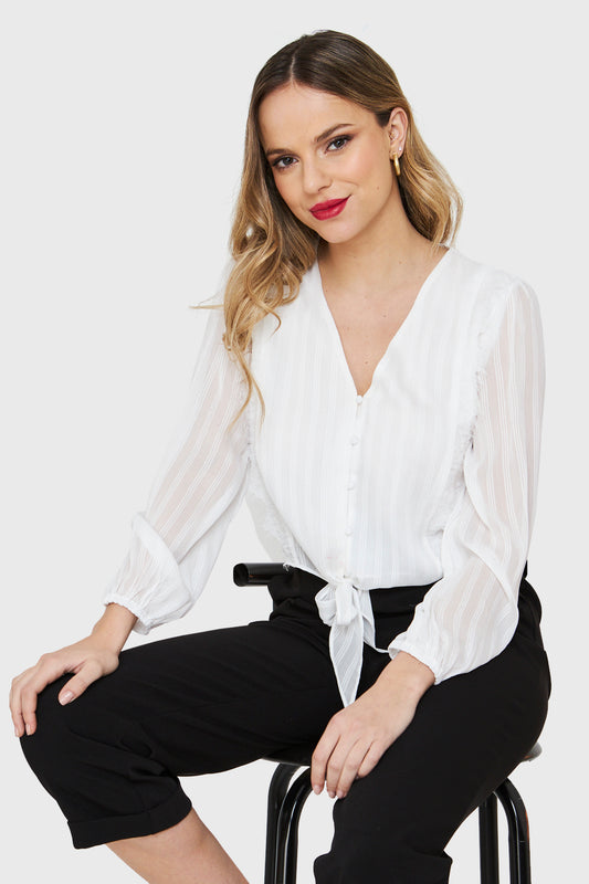 Blusa Nudo Detalle Encaje Blanco