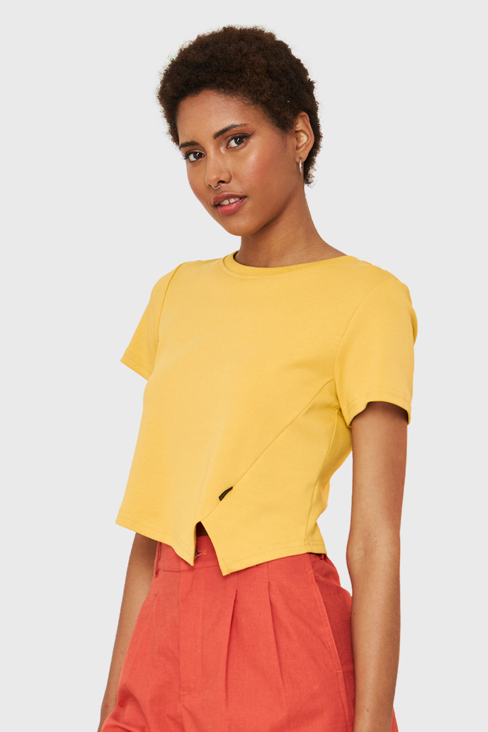 Polera Crop Etiqueta Fashion Amarillo