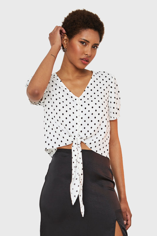 Blusa Lunares Y Nudo Blanco