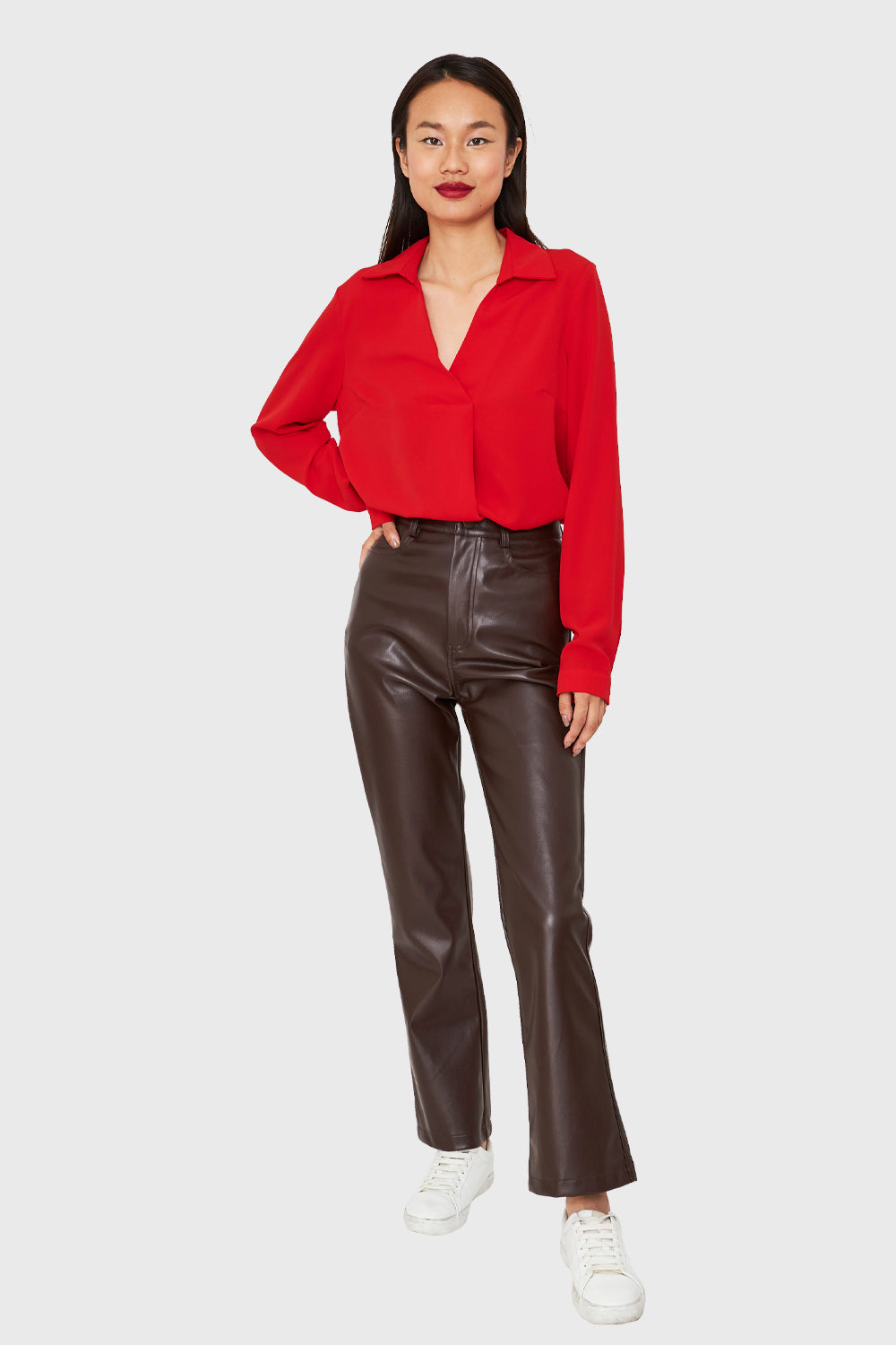 Blusa Cuello Camisero Escote V Rojo